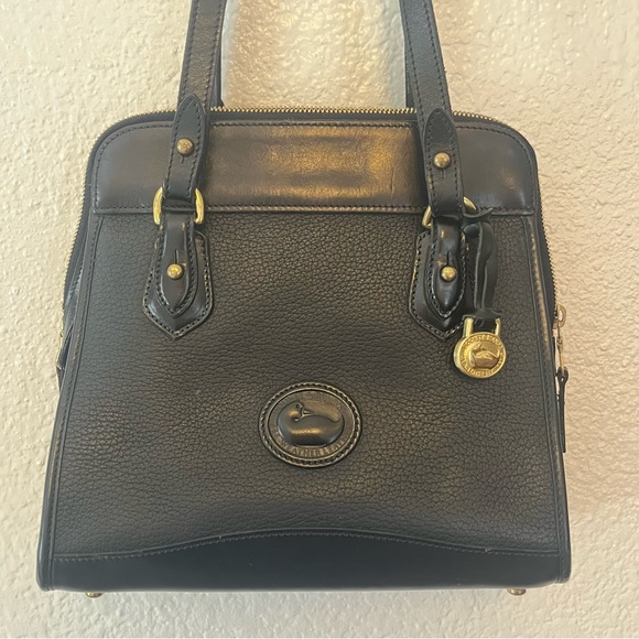 Vintage Dooney & Bourke Black AWL Shoulder Bag - Picture 5 of 15